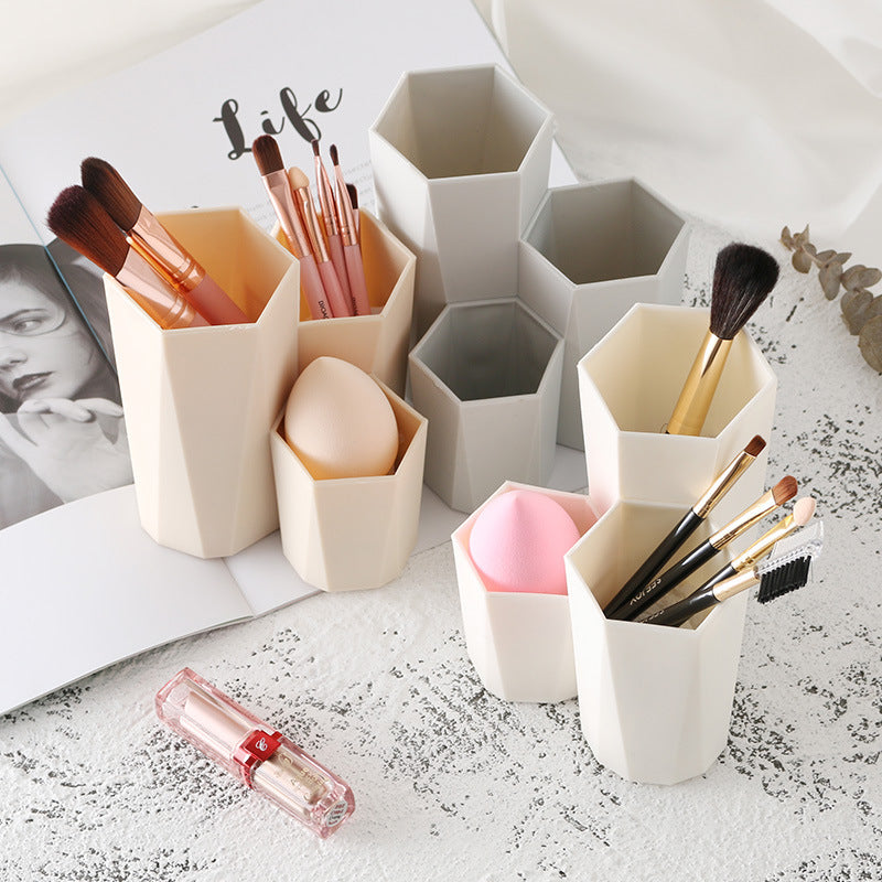 Simple makeup brush storage tube