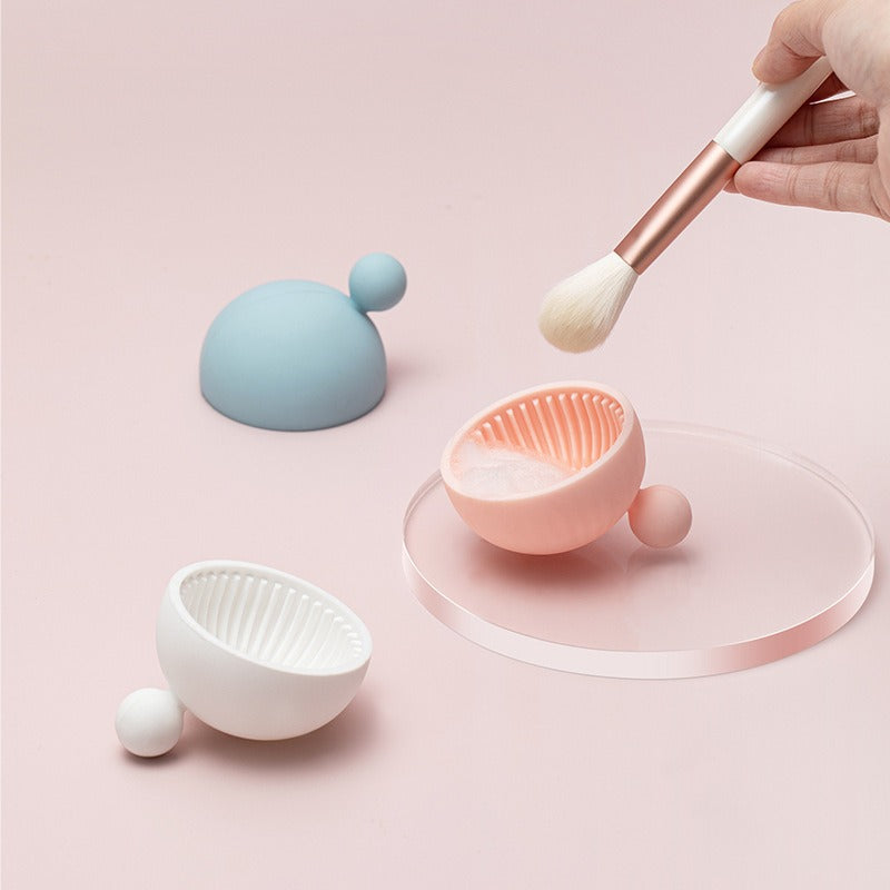 Creative Xiaowangzi Makeup Brush Cleaning Plate